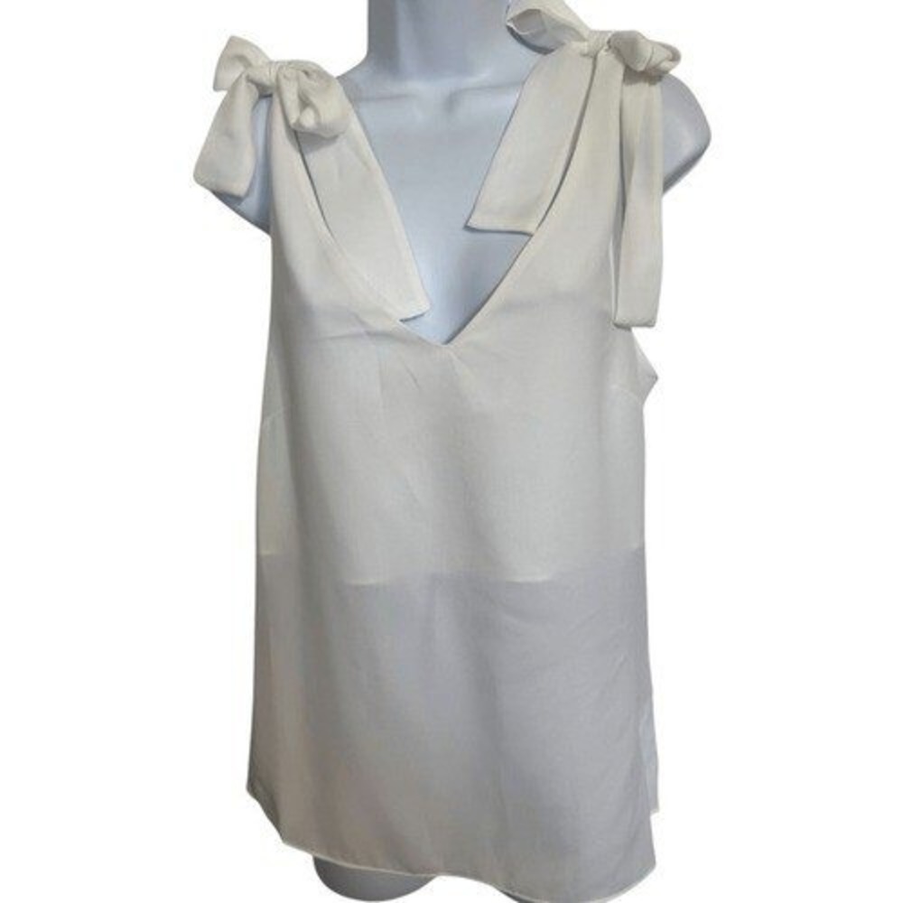🆕 BELLE & BLOOM Feel For You White V-Neck Tie Shoulder Sleeveless Top NWT $90 XS - Picture 2 of 6
